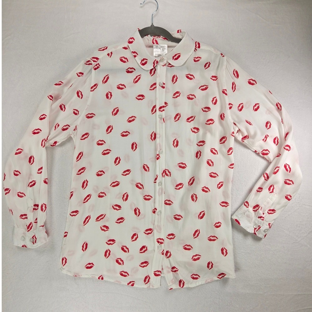 Women's Long Sleeve Button Down Collared Blouse XL Lipstick Kiss Valentine SWAK